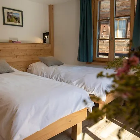 La Bergere Hotel *