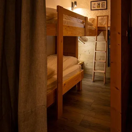 La Bergere Hotel Ayer