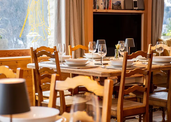 La Bergere Hotel *